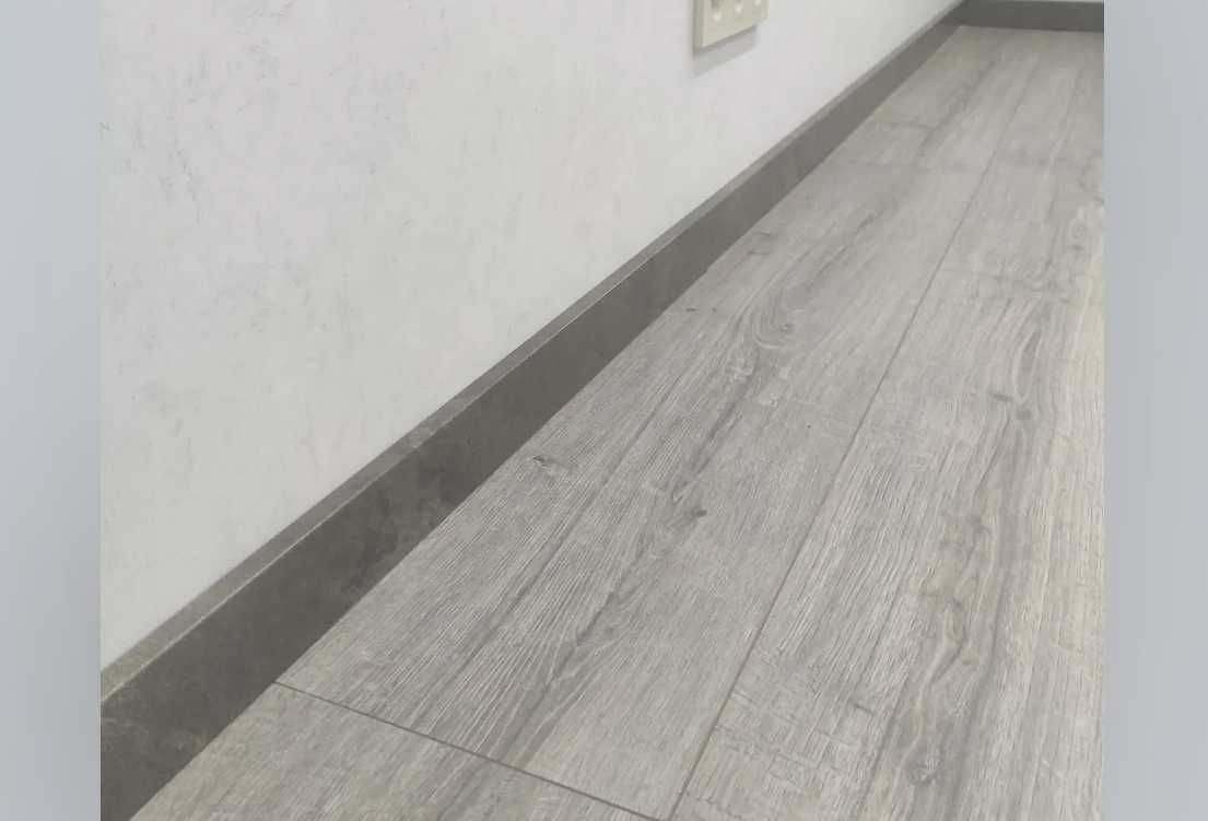 Плинтус напольный Arbiton Integra 12 Дуб Рома