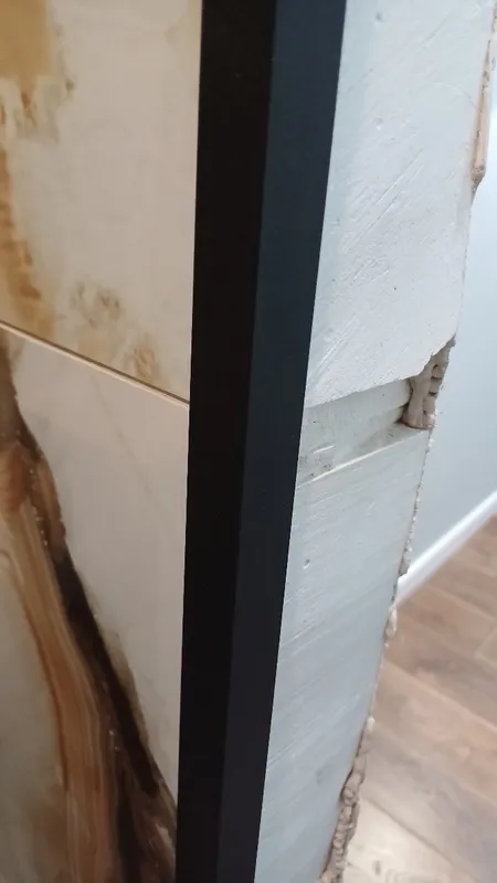 Угол наружный алюминиевый УО 04-27.2700.056