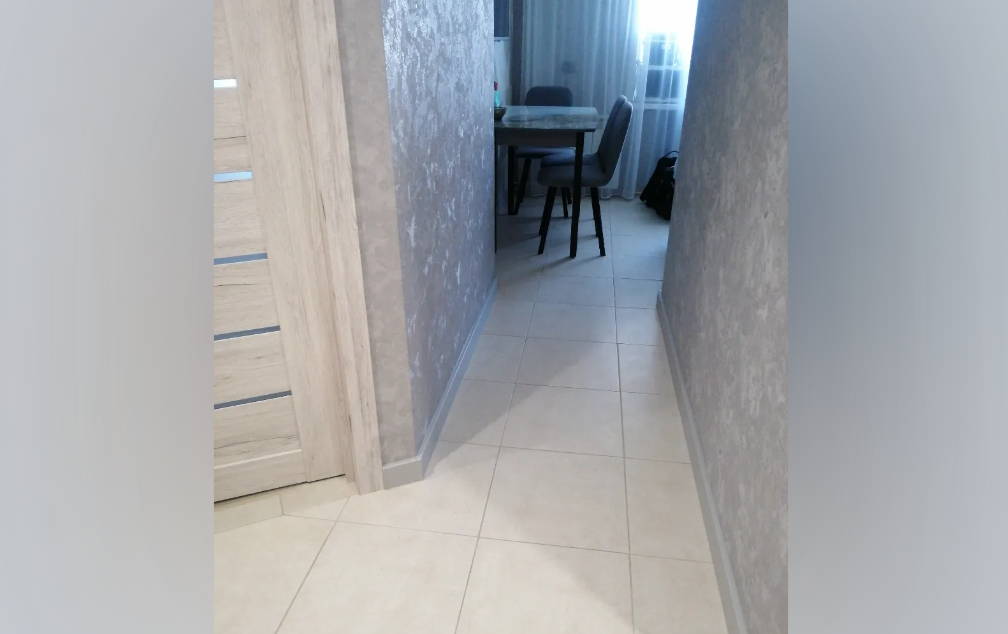 Плинтус прямоугольный ПВХ Дюра ИДЕАЛ 80мм 2,2м  001 Белый