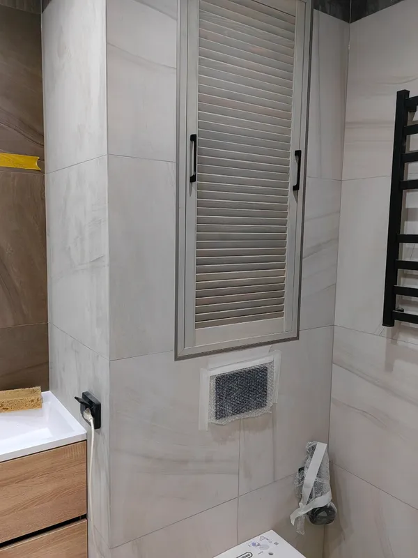 Угол наружный алюминиевый УО 01-27.2700.R102