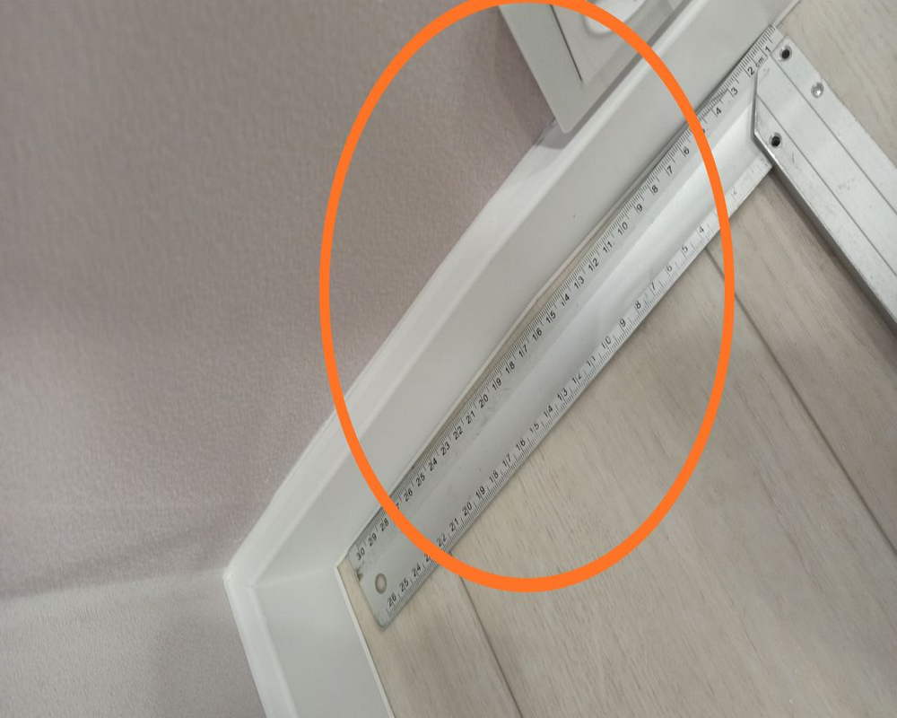 Плинтус ХДФ Dollken Cubu Flex Life 40мм х 11/13мм х 2,5 м 1013 (5012) Белый