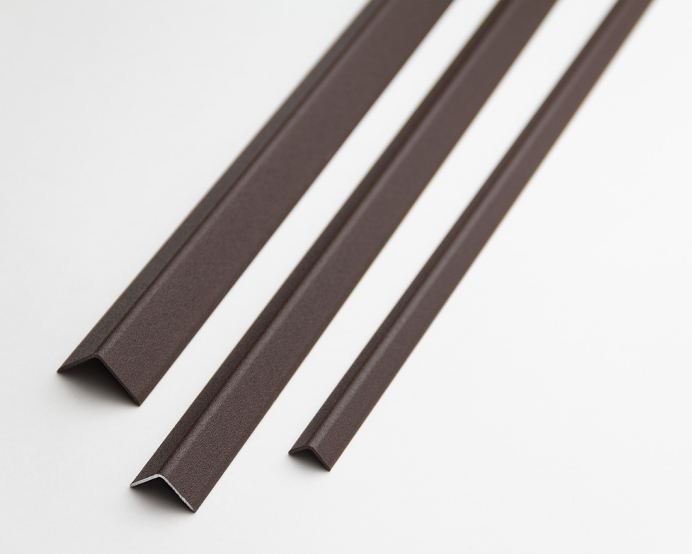 Угол наружный алюминиевый УО 18-27.2700.02л