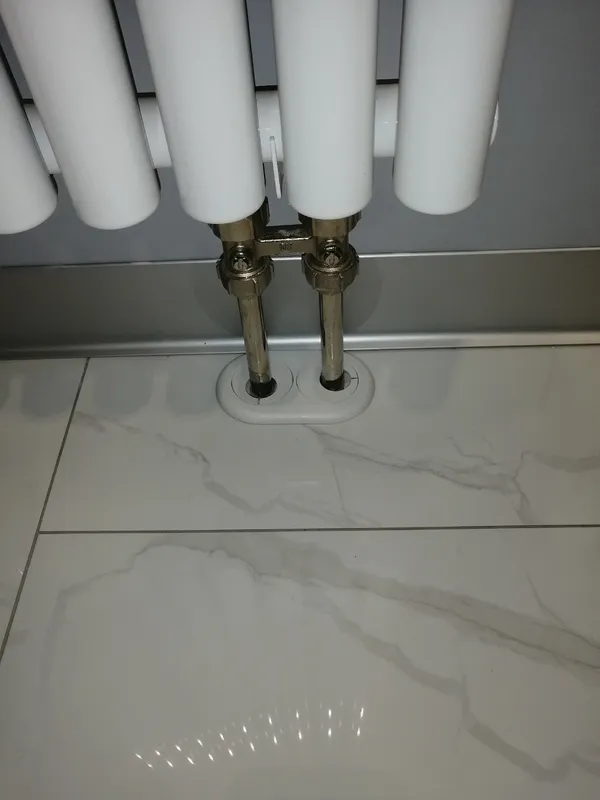 Двойной обвод для труб ПВХ d20 Коричневый