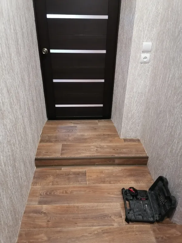 Порог угловой ПУ 05-1.2700.288 Орех