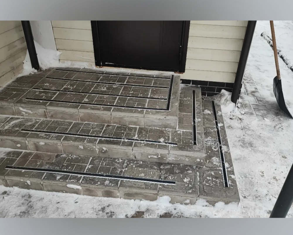 Порог одноуровневый ПС 08.900.04л Бронза анод