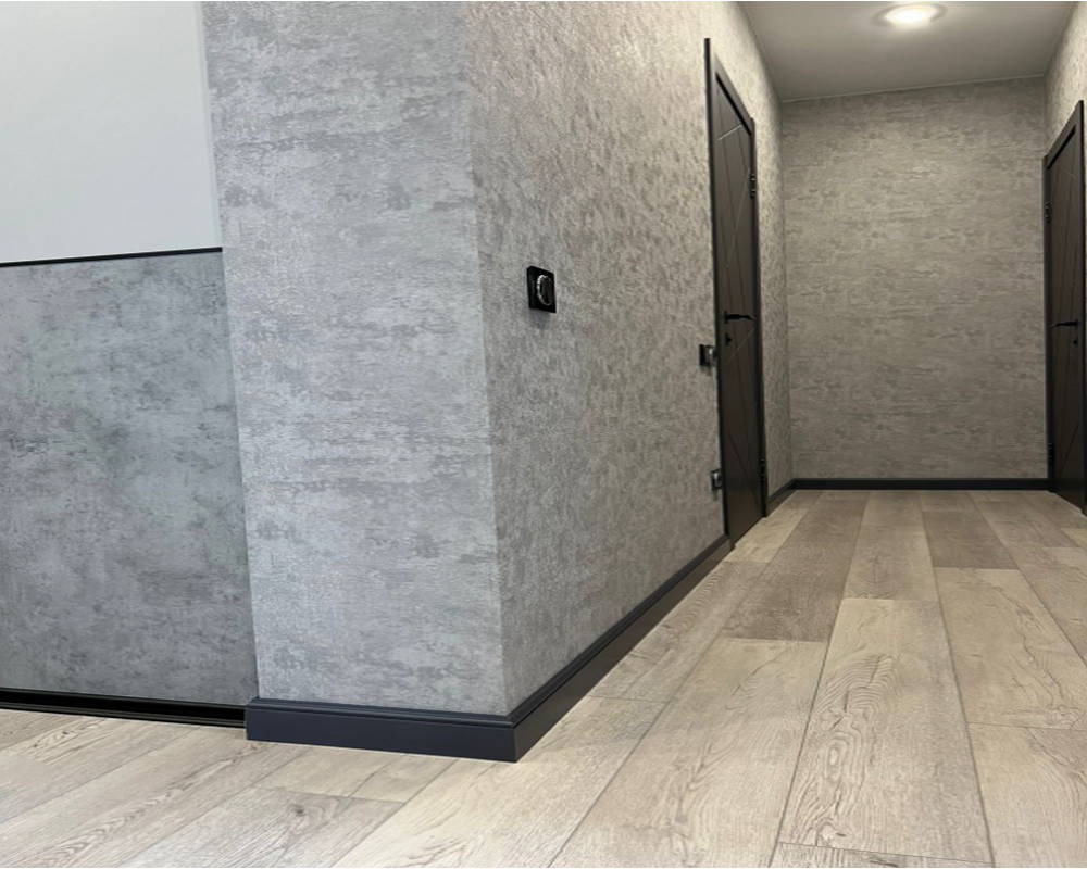 Плинтус из полистирола высокой плотности NMC Wallstyl FL2 Белый