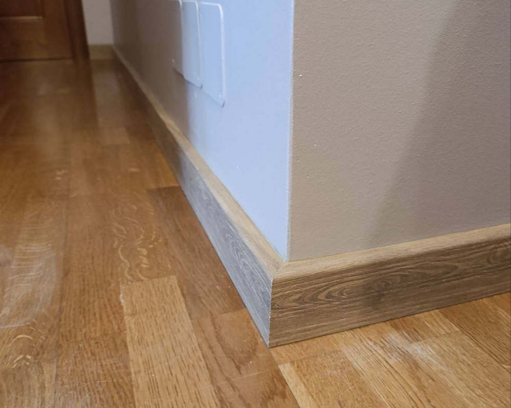 Плинтус ПВХ Рико Концепт 80мм 2,2м 80025