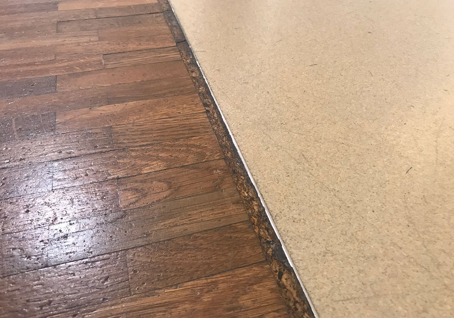 Компенсатор пробковый ВОЛШЕБНАЯ ПАЛОЧКА 900*15*10мм Р04