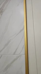 Угол наружный алюминиевый УО 04-27.2700.02л