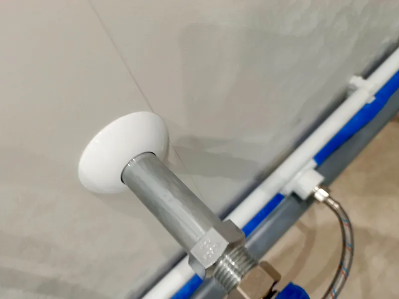 Розетка для труб D22 M105