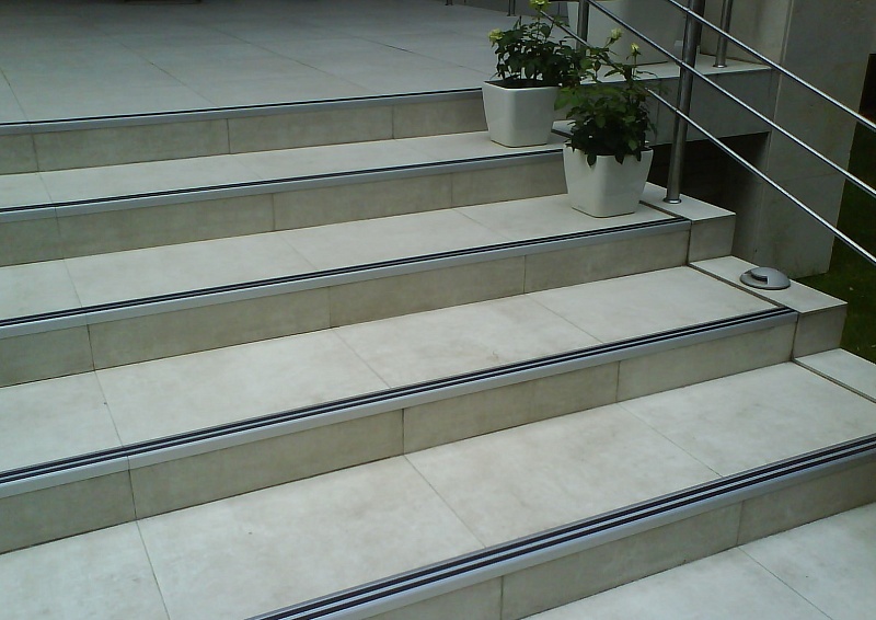 Порог угловой ПУ 07.2700.03 Шоколад