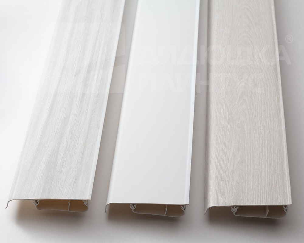 Плинтус ПВХ Salag Lima 72мм 2,5м. Баллард