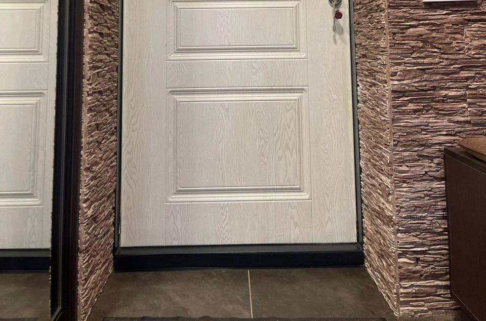 Плинтус эластичный на клеевой основе ПВХ Dollken WLK20 20мм х 15мм. 0110 Черный