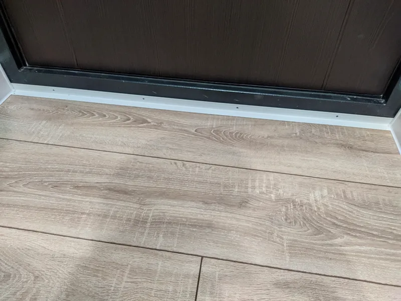 Порог угловой ПУ 05-1.900.086 Пробка