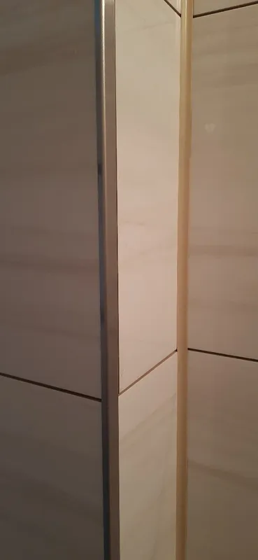 Угол наружный алюминиевый УО 04-27.2700.042л