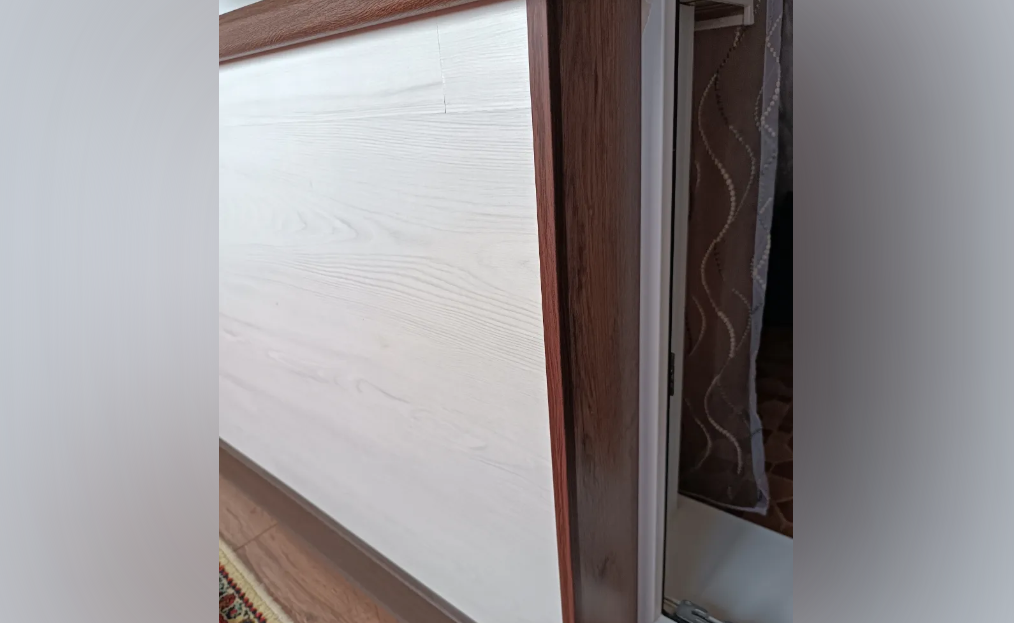 Угол декоративный 40х40 Уп 15-27.2700.594 Венге