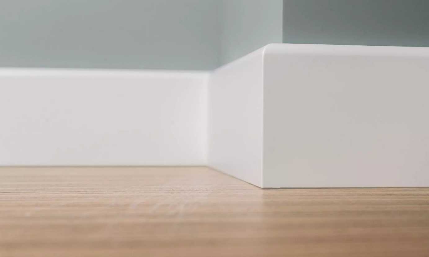 Плинтус МДФ Лука Пл 80МДФ.2700.Point line 24016