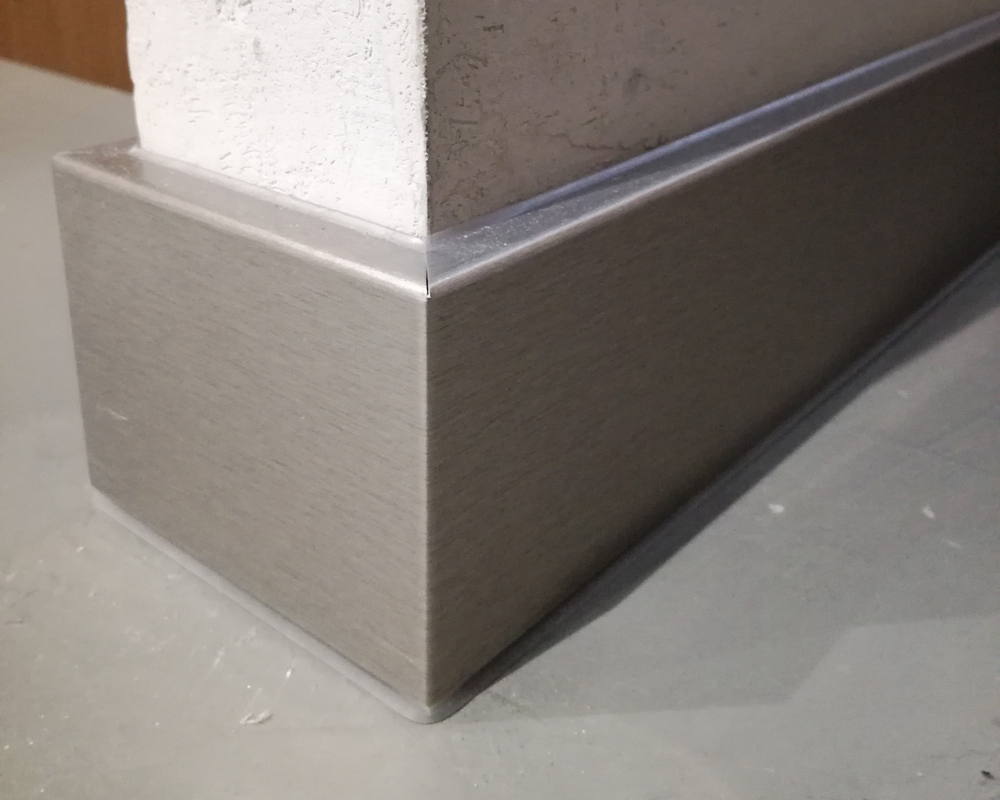 Плинтус ХДФ Dollken Cubu Flex Life 40мм х 11/13мм х 2,5 м 1245 Шампань