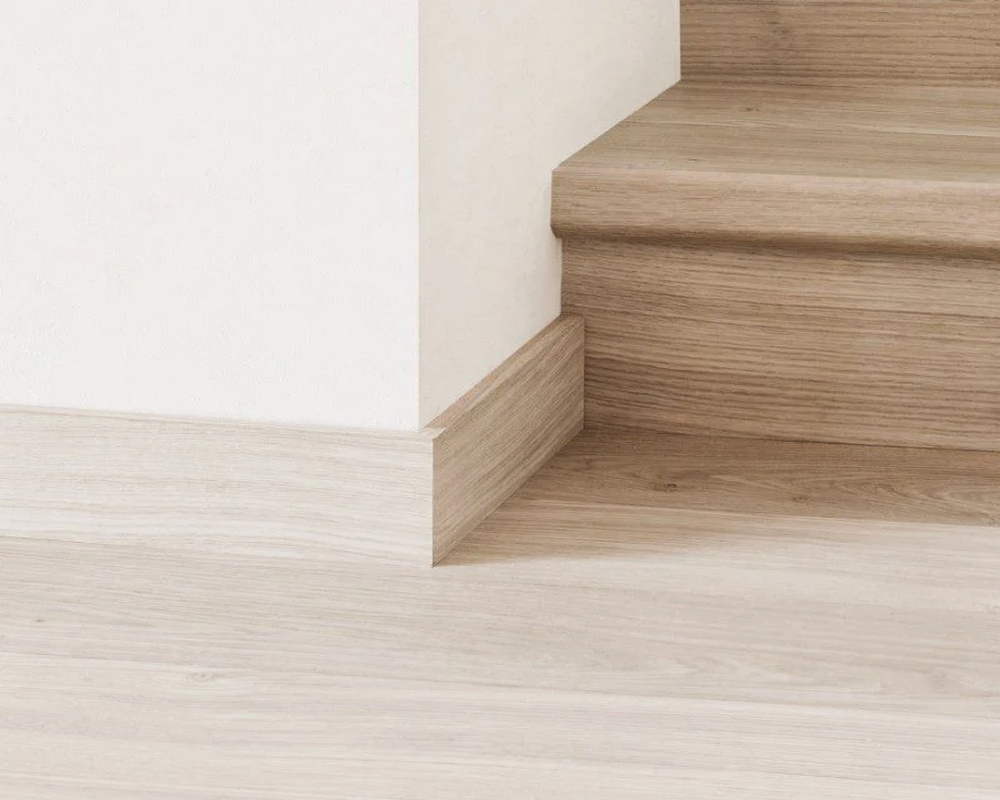 Плинтус напольный Salag Alpha 80 Дуб Дакота 2,4м