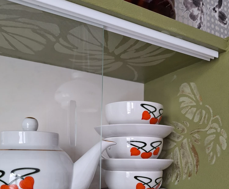 Ш-профиль 8,8*15,6*6 мм Шпр 02.2000.501л Серебро. Цена за 5 штук.