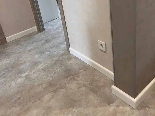 Угол наружный алюминиевый УО 01-27.2700.057